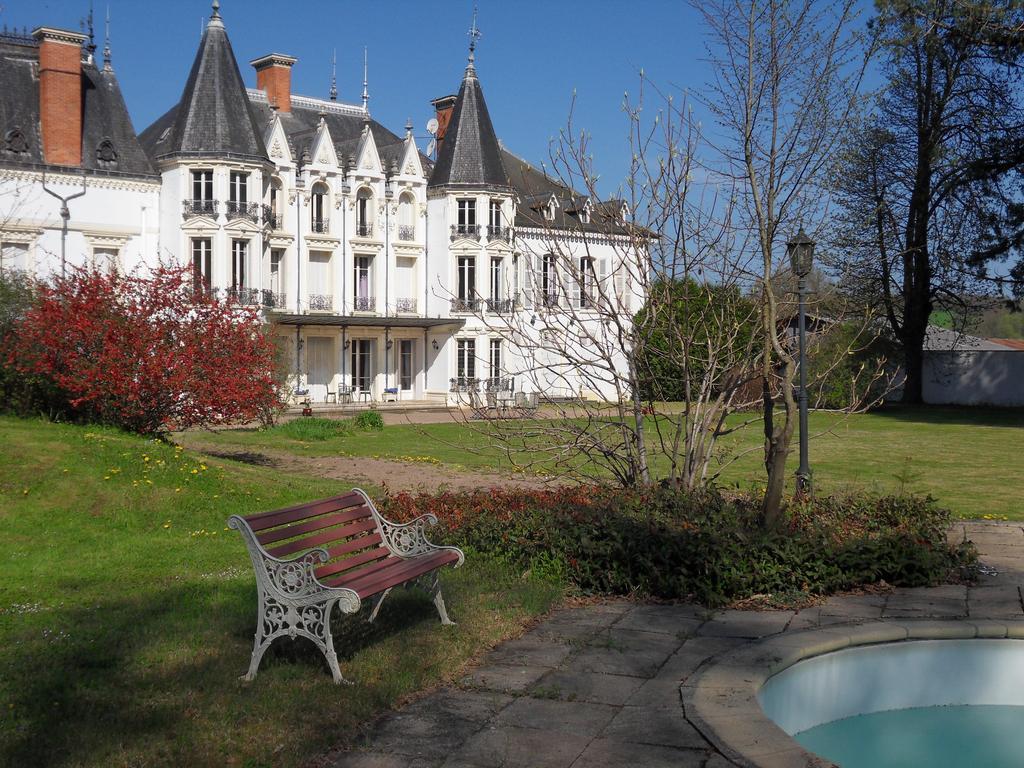 Château de la Motte Noailly Exterior foto