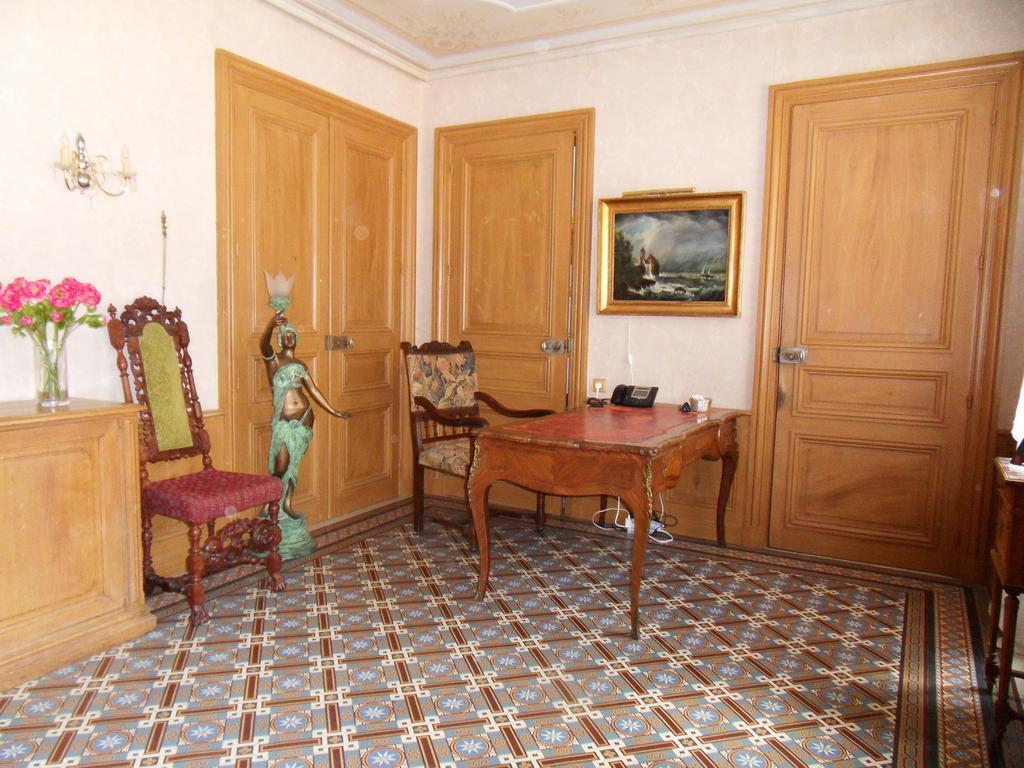 Château de la Motte Noailly Exterior foto